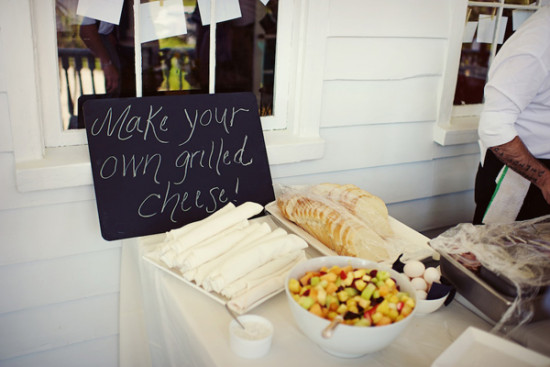 grilled cheese station at wedding